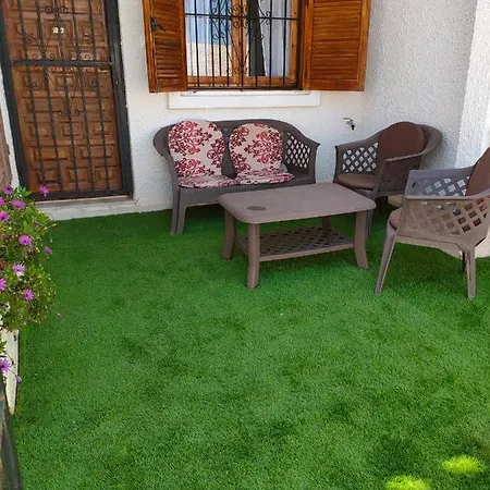 Casas - Playa La Mata 256 *